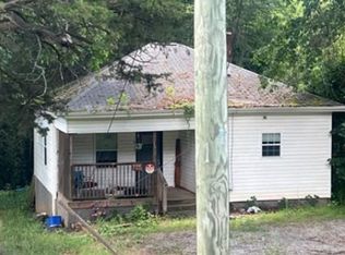 143 Heritage Ave, Forest City, NC 28043