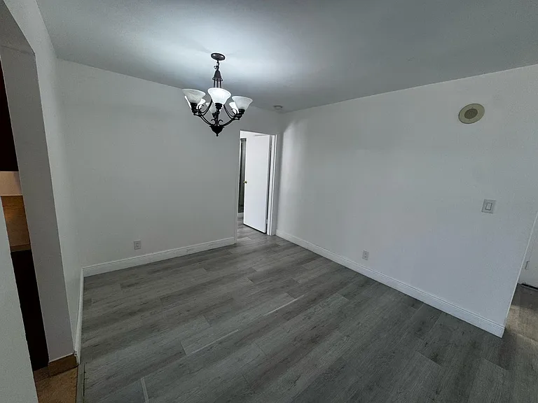 17011 N Bay Rd #412 — Photo 11
