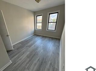 1071 Pembroke St, Bridgeport, CT 06608