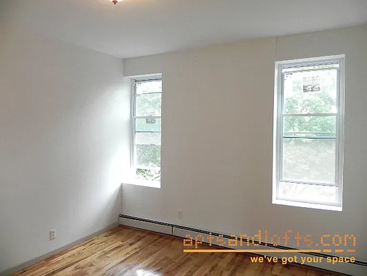 Rented by aptsandlofts.com | media 54