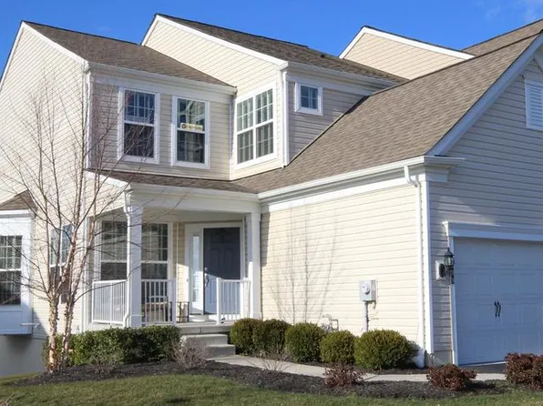 299 N Caldwell Cir, Downingtown, PA 19335