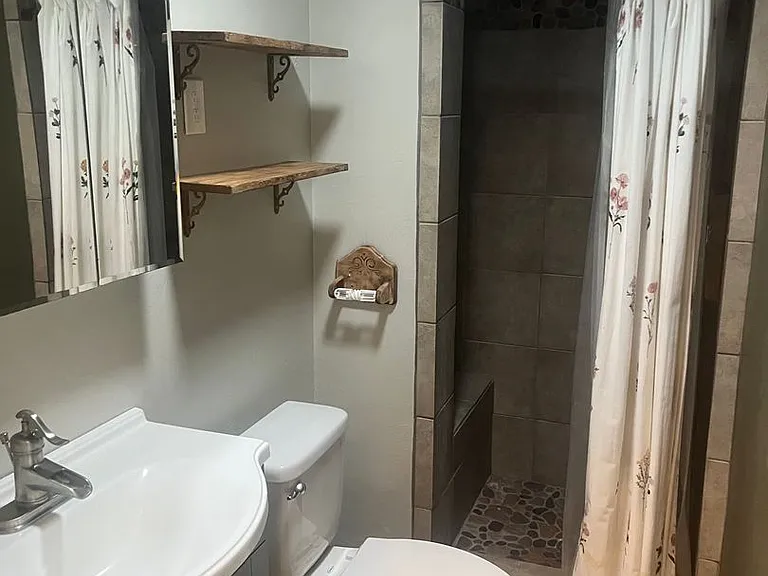 595 N San Pedro St — Photo 19