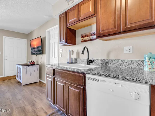 1440 N IDAHO Road #2060, Apache Junction, AZ 85119