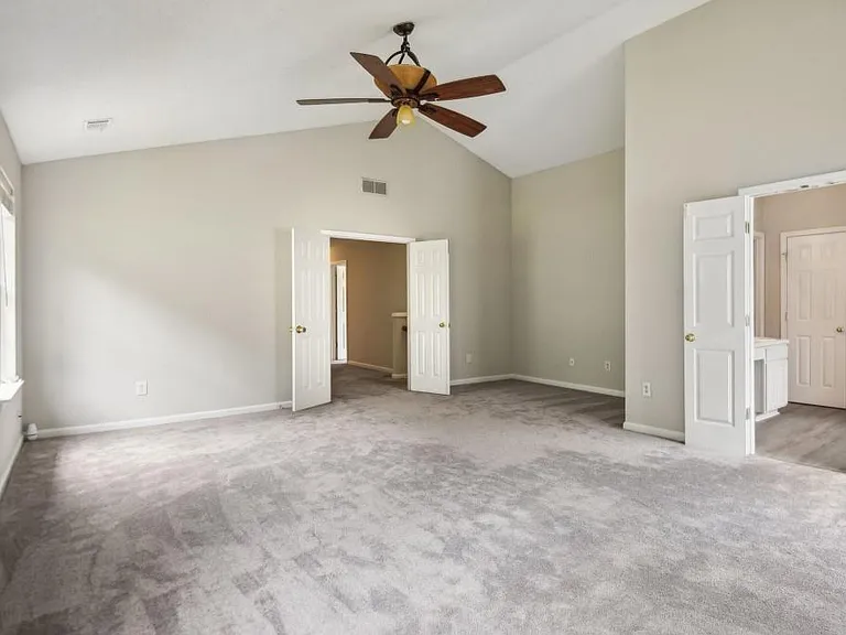 2455 Beckenham Pl — Photo 11
