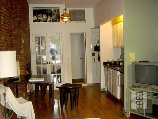 Rented by Halstead Real Estate | media 23