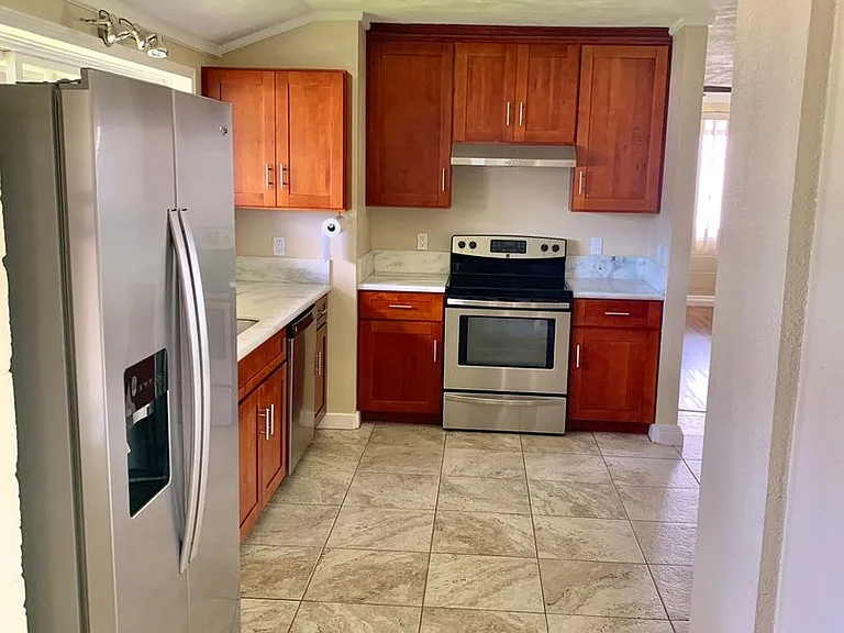 152 Alehela St — Photo 3