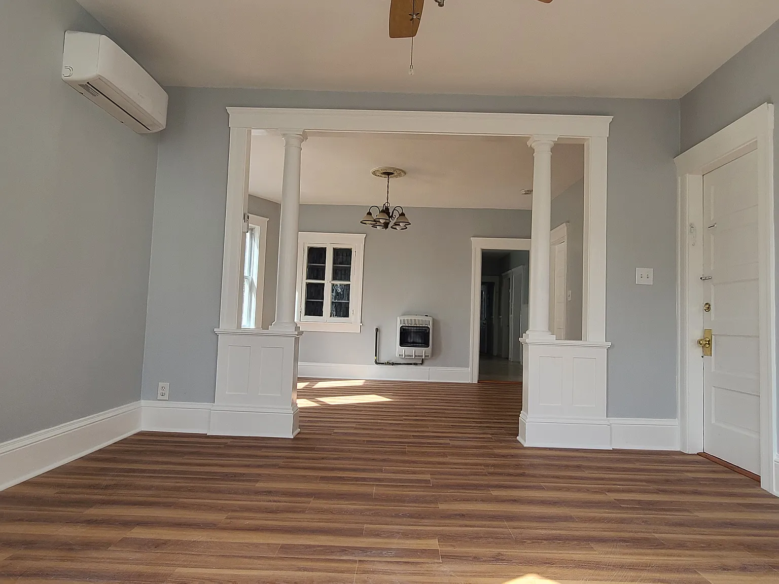 3 bed, 1400 sqft, $2,500 — Photo 3