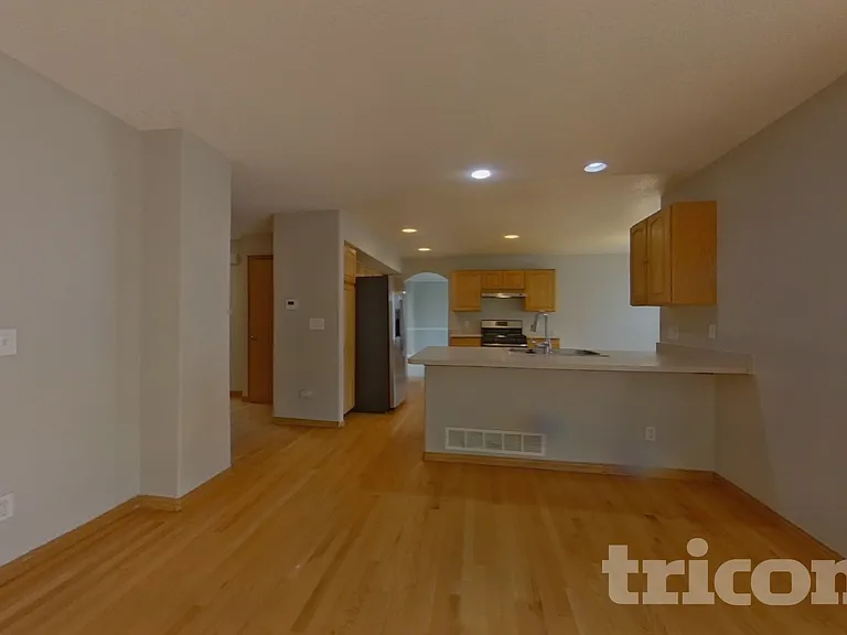 18659 E Hamilton Dr — Photo 2