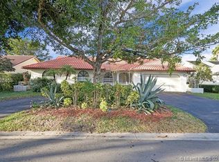 8533 NW 51st Pl, Coral Springs, FL 33067