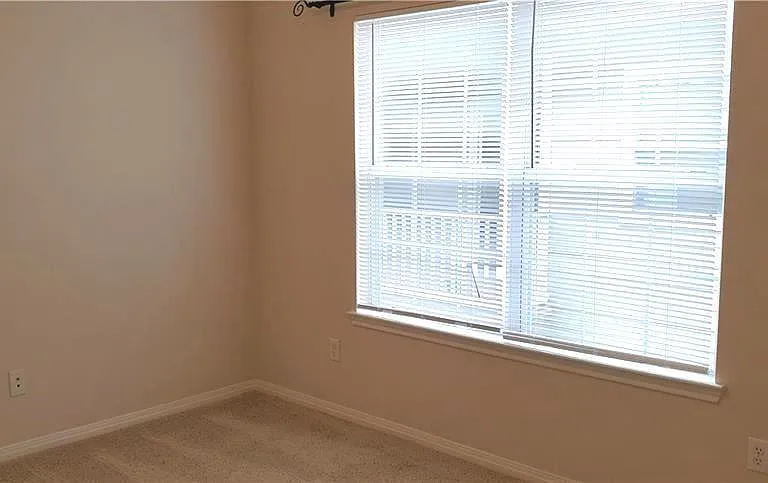 1176 Bedford St #A — Photo 15