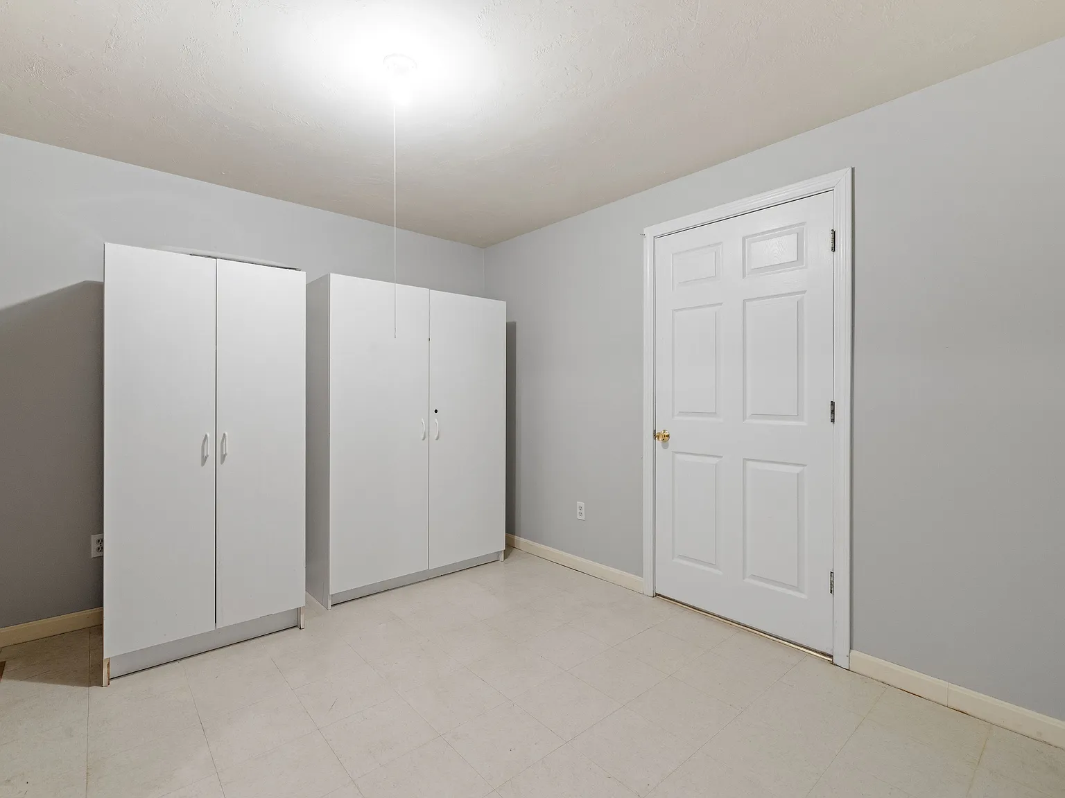 2 bed, 1.5 bath, 1344 sqft, $2,600 — Photo 2