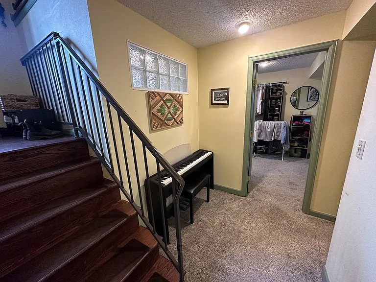 1120 Somerset St — Photo 12