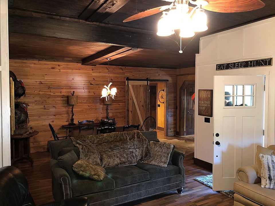 2nd image of 1337 Kings Gap Rd