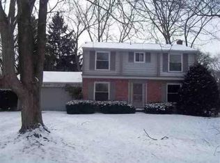 2777 Lanergan Dr, Troy, MI