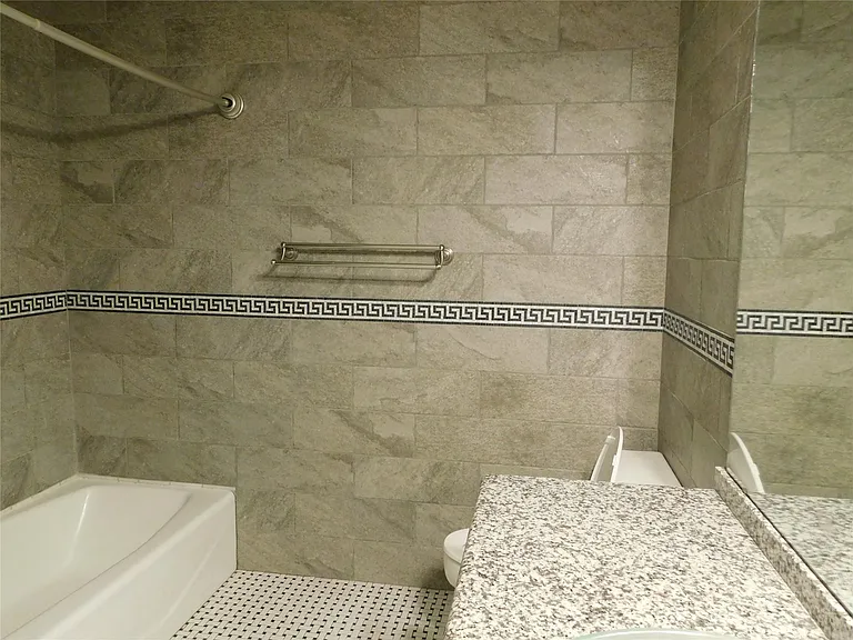 1006 Porpoise St — Photo 23