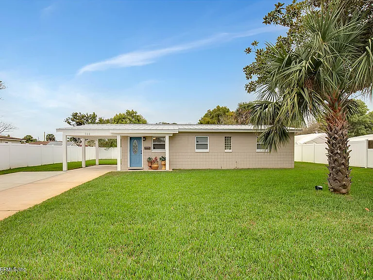 760 Triton Rd — Photo 2