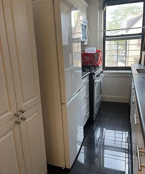 6298 Saunders St #3N — Photo 18