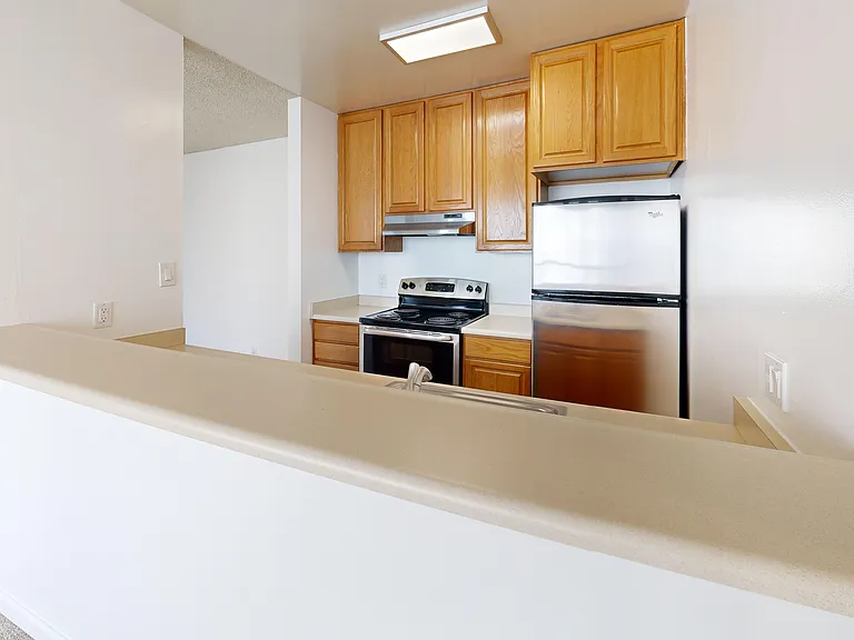 1690 Broadway Street — Photo 12