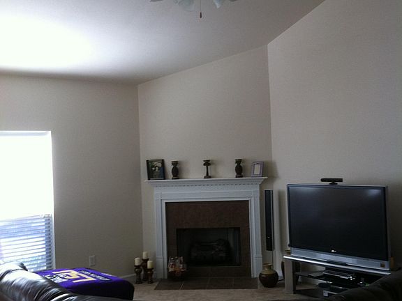 4th image of 13028 Hazlewood Dr
