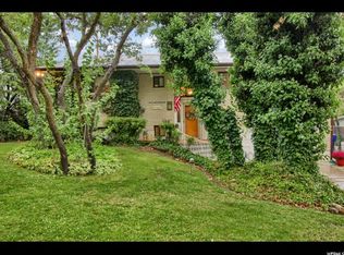 4241 Country Hills Dr, South Ogden, UT 84403