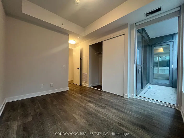 108 Peter St #816 — Photo 6