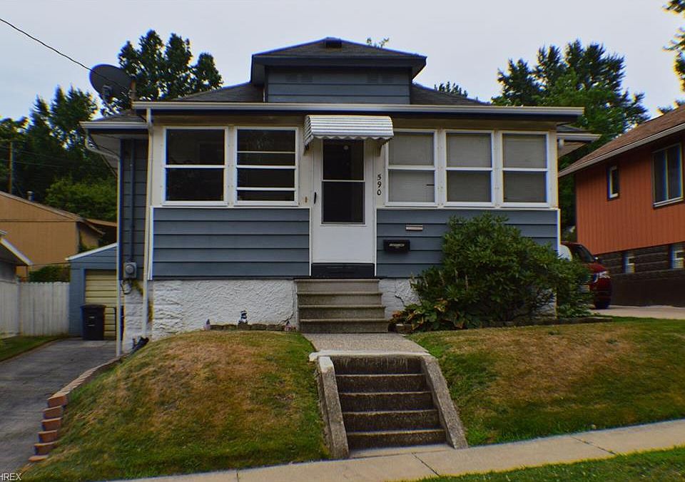 1st image of 590 Plum Ave