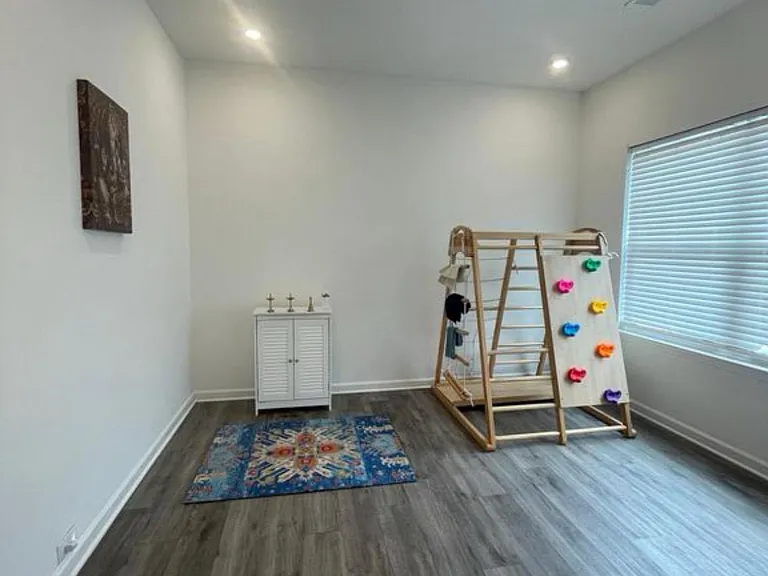 1115 Watermark Way — Photo 31