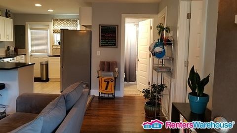 5th image of 325 Grace St