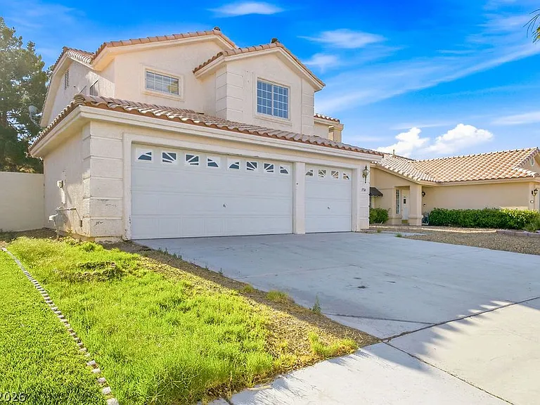 3714 Paria Canyon St #0 — Photo 2