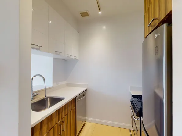 775 Columbus Ave, New York, NY