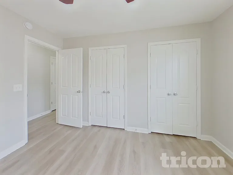 337 Montclaire Ln — Photo 11