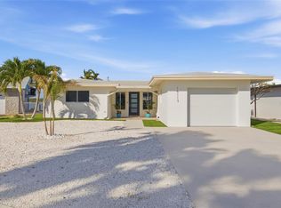 16113 5th St E, Redington Beach, FL 33708
