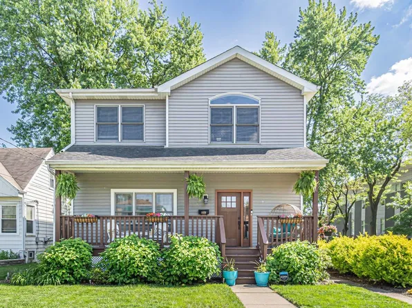 3325 W 108th St, Chicago, IL 60655