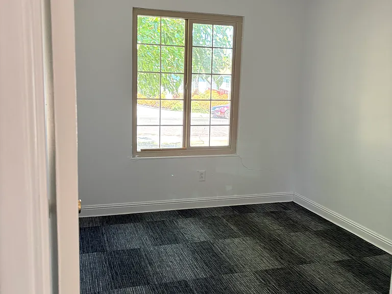 3937 Highgate Way — Photo 10