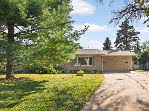 2316 Lilac Ln, White Bear Lake, MN 55110