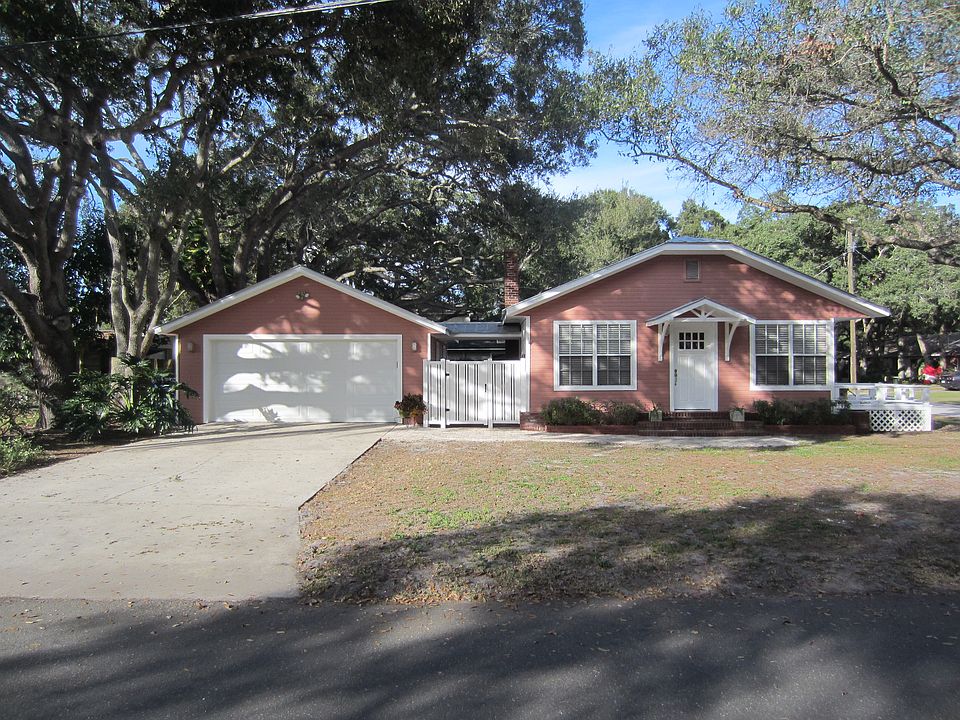 1st image of 2801 W Leila Ave