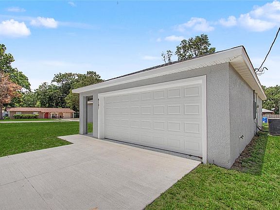 3rd image of 6197 NW 61st St
