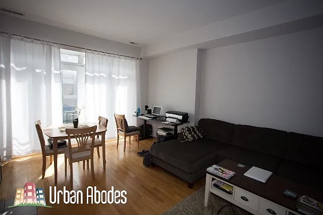 1426 W Belmont Ave #2A — Photo 7