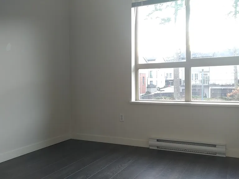 2738 158th St #7 — Photo 7