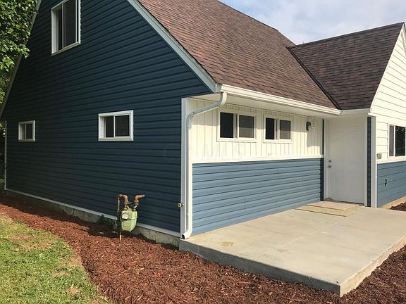 2nd image of 2372 Brentnell Blvd