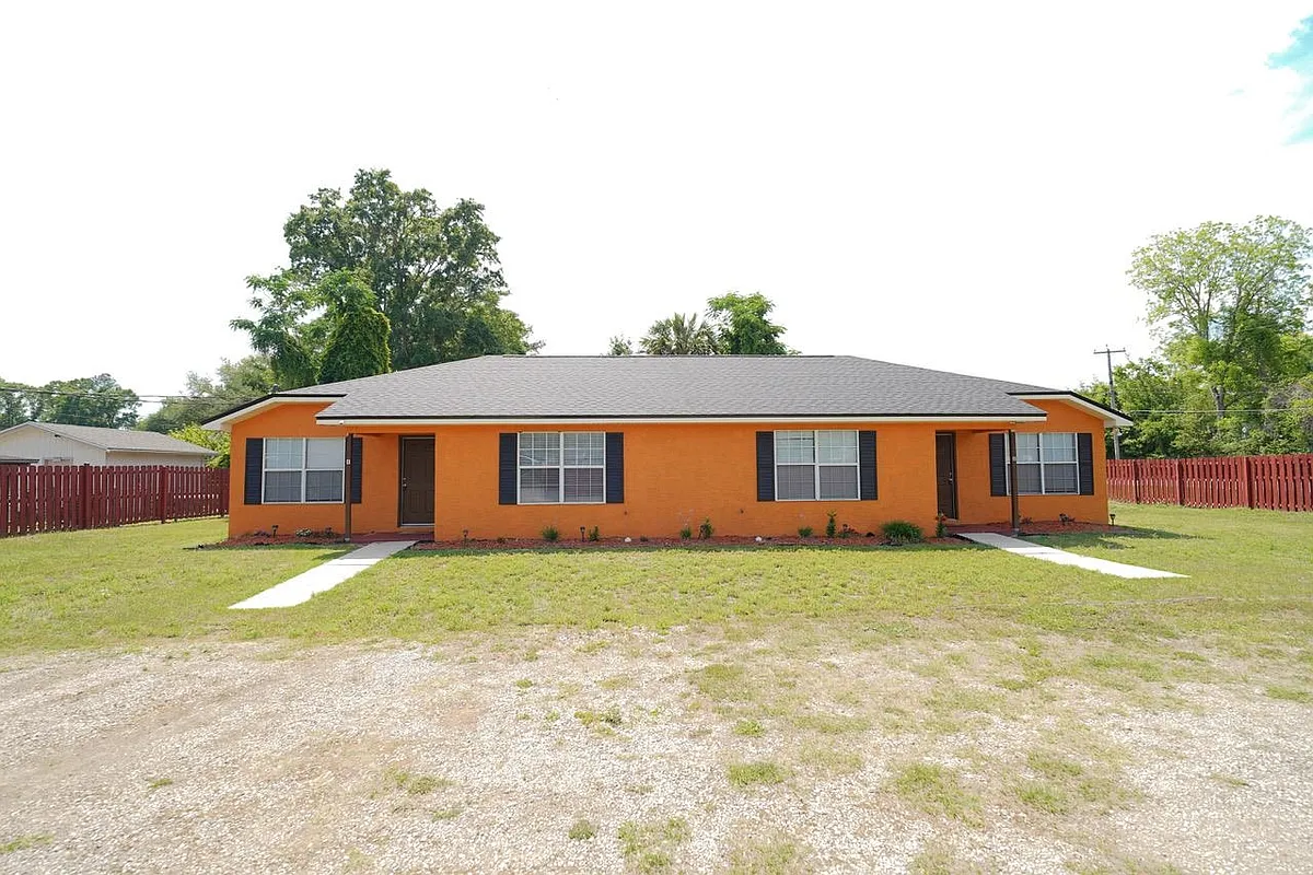 Building Photo - 3178 N Ridge Rd #1