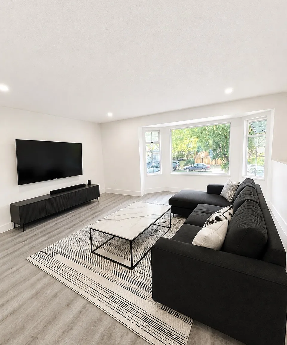 4 bed, 1400 sqft, $3,500 — Photo 2