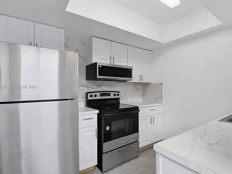 28 NW 170th St #1 — Photo 3