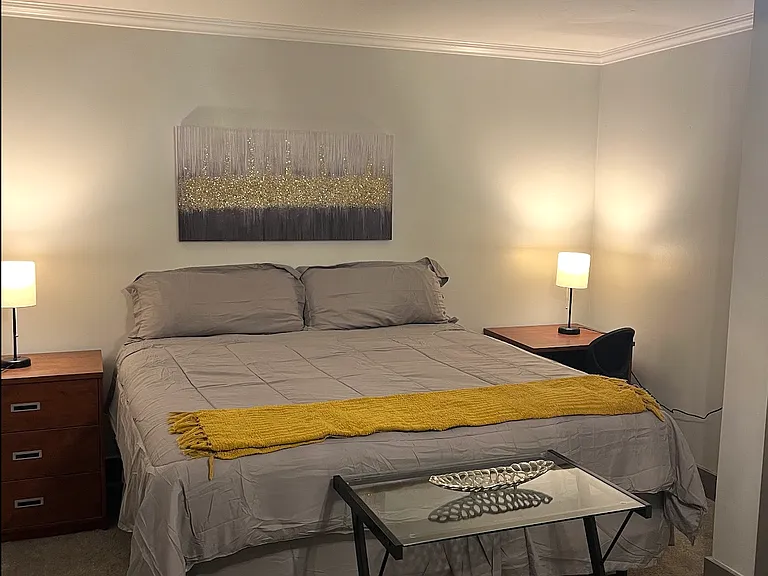 608 Freedom Ct #1 — Photo 3