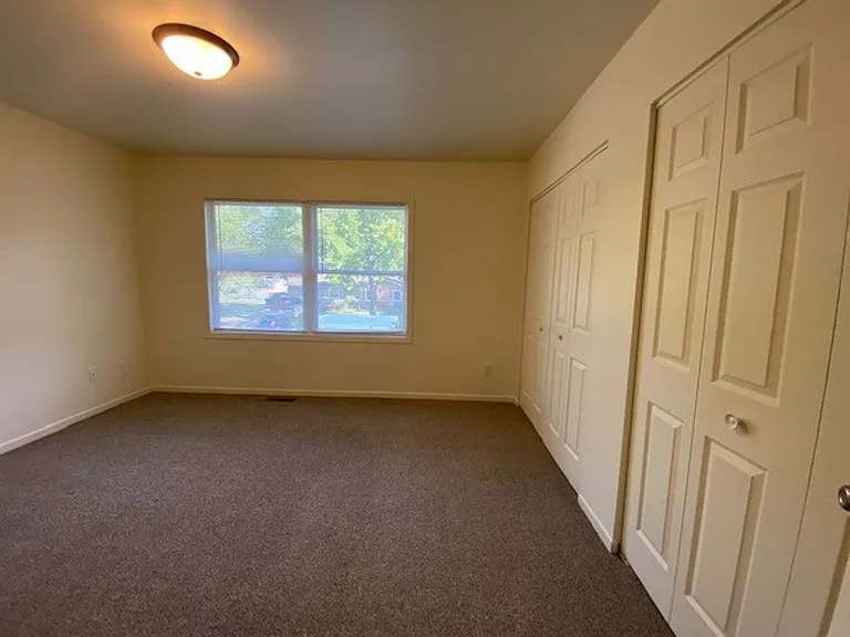 State Place Apartment Homes — Photo 115