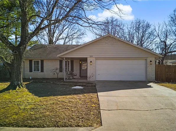 1591 E Cortland St, Fayetteville, AR 72703