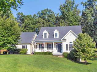 1 Carriage Hill Rd, Palmyra, VA 22963
