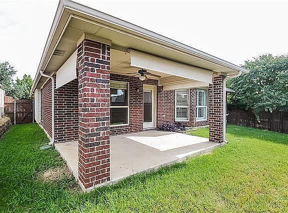 5th image of 728 Red Elm Ln