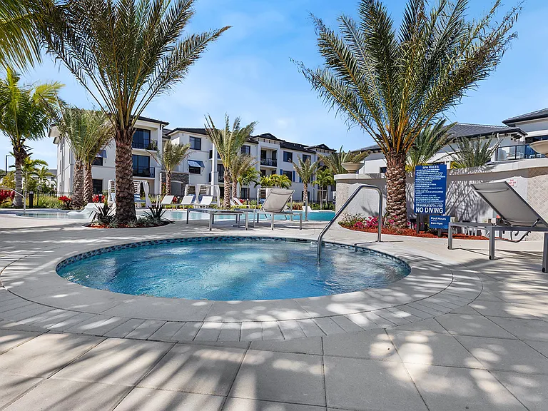 Cortland Royal Palm Beach — Photo 39
