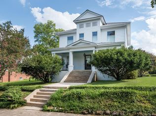 107 River Bluff Dr, Sheffield, AL 35660